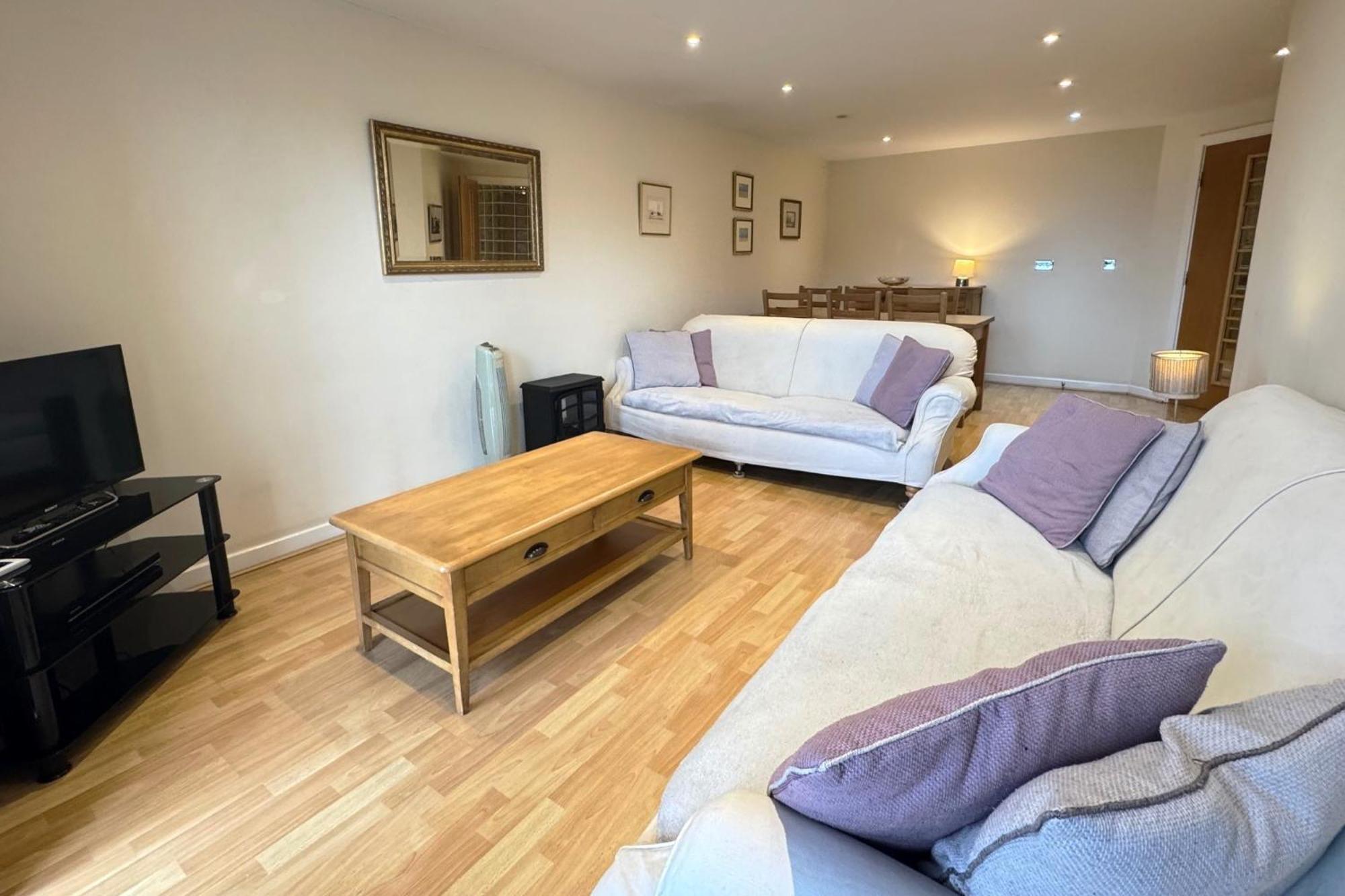 The Greenwich - Two Bedroom Apartment With Parking, Close To Ferry Terminals سوثامبتون المظهر الخارجي الصورة